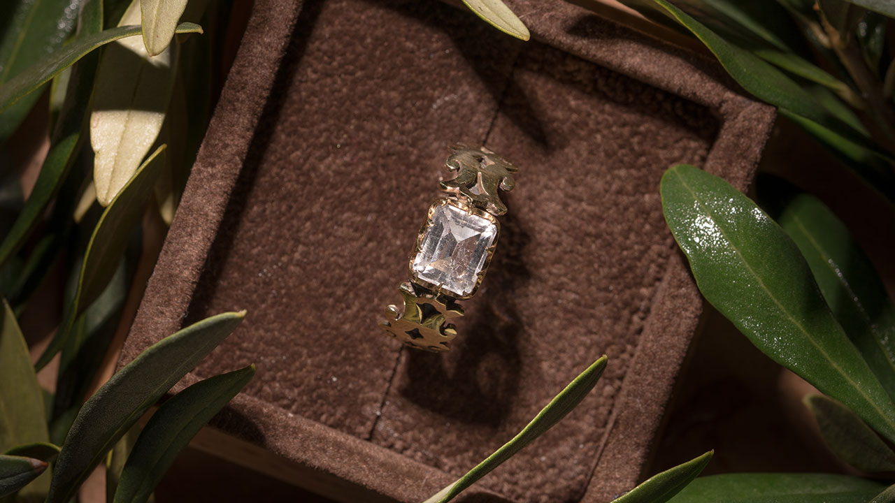 تمیز کردن انگشتر در