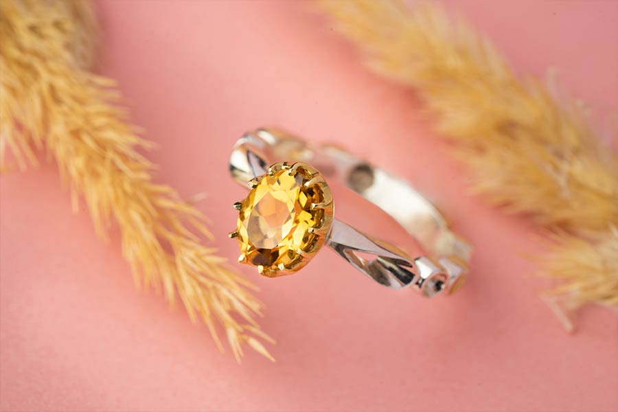 انگشتر سیترین خورشید، نماد صلح، روشنی و تنویر افکار ذهنی