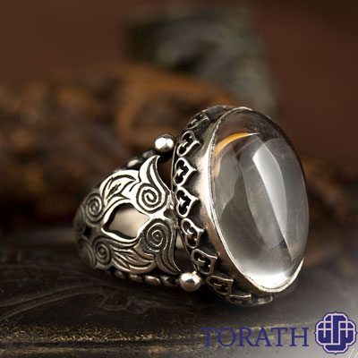 یکی از خواص دُر نجف، درمان سردردهای مزمن، از جمله میگرنها است.