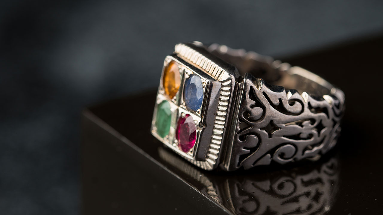 راهنمای خرید انگشتر یاقوت کبود