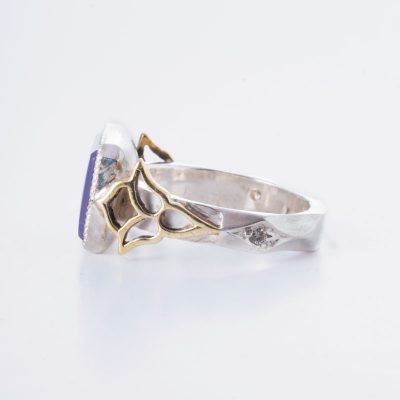 رکاب دستساز نقره و برنج، مدل صفوی با طرح تاجدار به همراه 2 عدد الماس اصل (هنر استاد اسکندری)