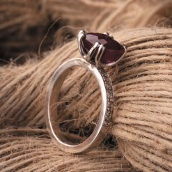 انگشتر یاقوت قصر یاقوت