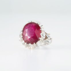 انگشتر یاقوت رنگونی‌ها