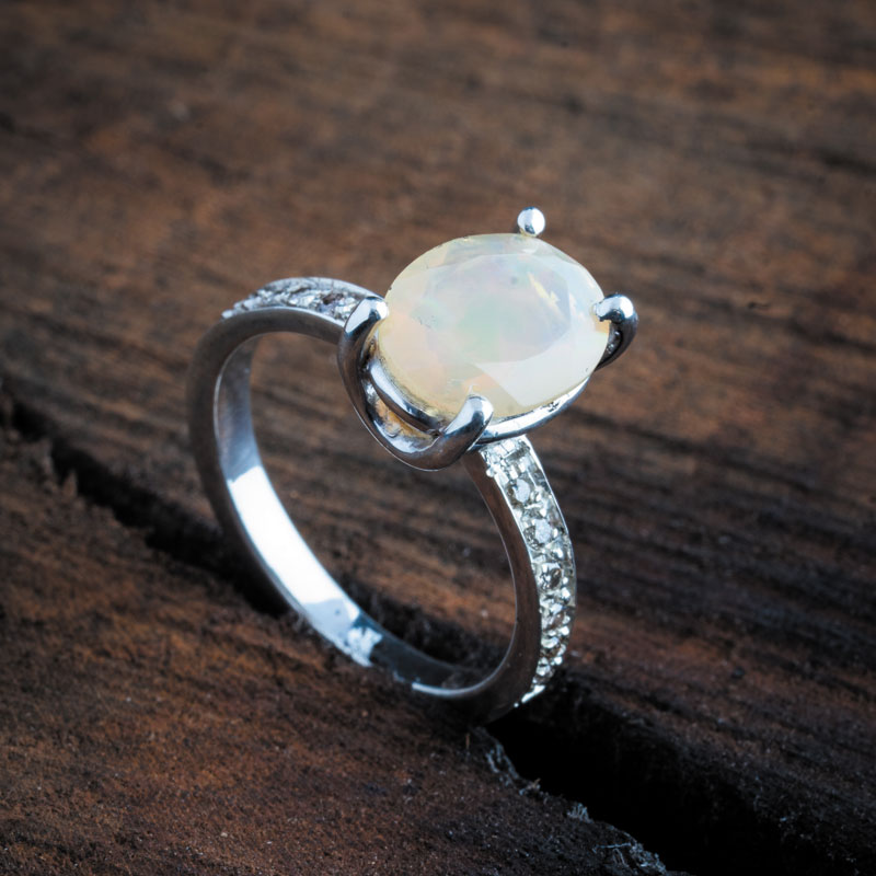 خاتم أوبال أوبِرت