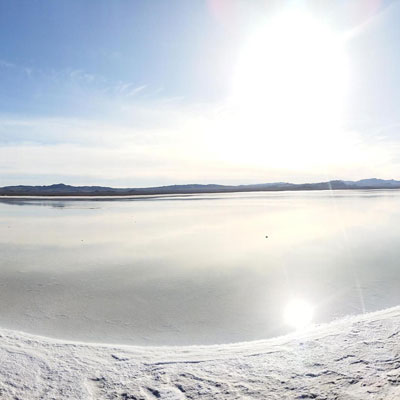 این دریاچه به دریاچه شاهی، دریاچه ساوه و «دریاچه نمک قم» معروف است.