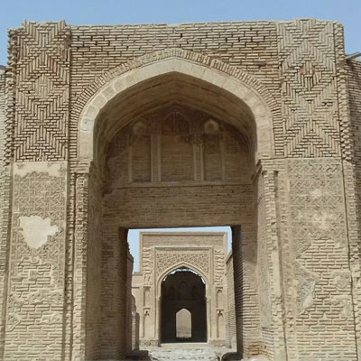 کاروانسرای رباط شرف، موزهای از آجرکاری ایرانی با سبک رازی