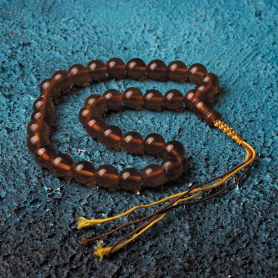 کهربا به شما این انگیزه را می‌دهد تا از استعدادها و توانایی‌های خود برای کسب ثروت و فراوانی استفاده کنید.