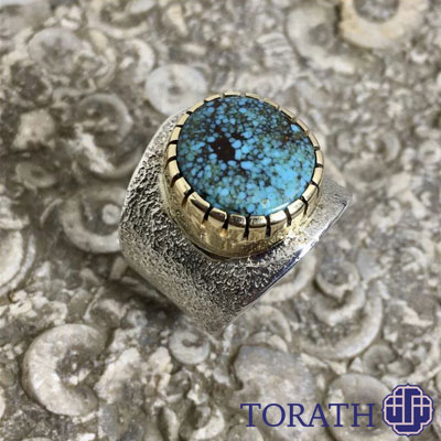 Nevada Blue بهترین فیروزهای استخراج شده از نوادا است.