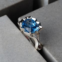 انگشتر توپاز آبانگان