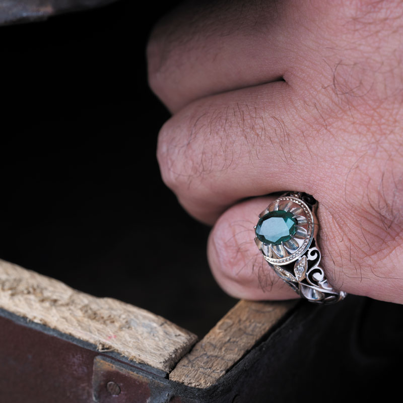 خاتم زمرد معاون الملك