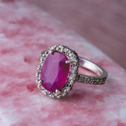 انگشتر یاقوت نیلوفر