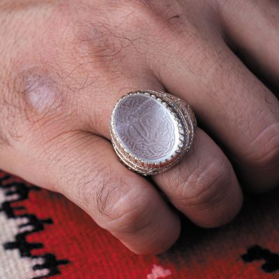 دُر یکی از قویترین سنگهای شفابخش است.