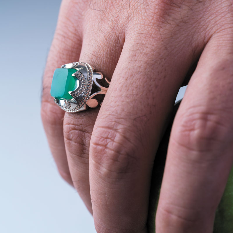 خاتم عقيق محتشم