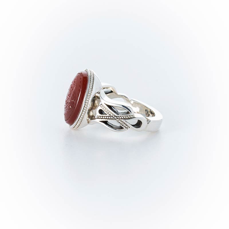 خاتم عقيق وسام