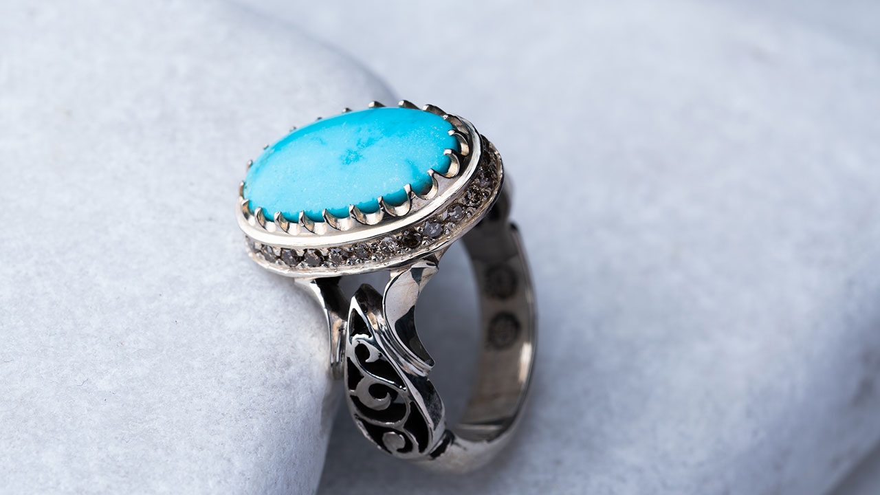 سنگ ماه تولد آذر