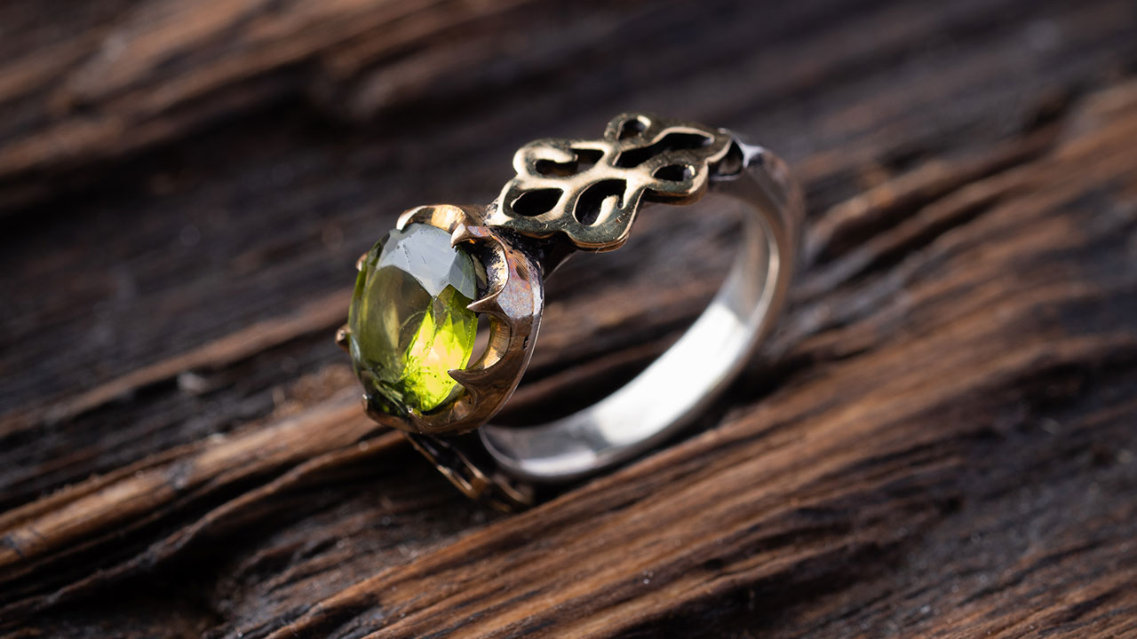 سنگ ماه تولد مرداد