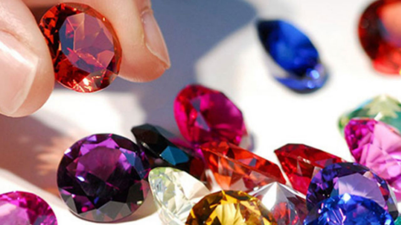 سنگ ماه تولد