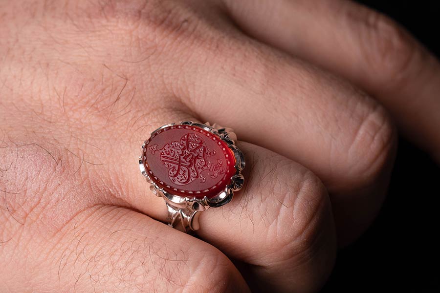 انگشتر عقیق کریم ایشان با حکاکی یا کریم اهل البیت