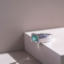 انگشتر زمرد میشان