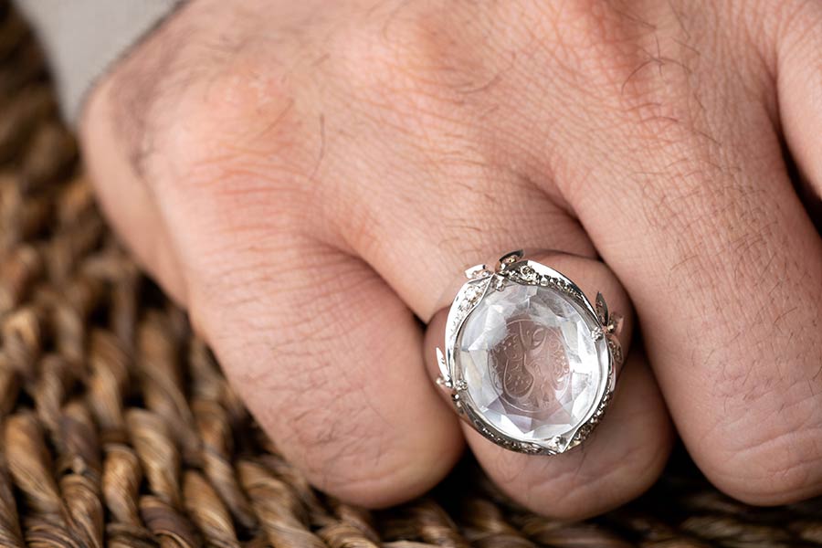 انگشتر در نجف کاملاً شفاف ایلیا