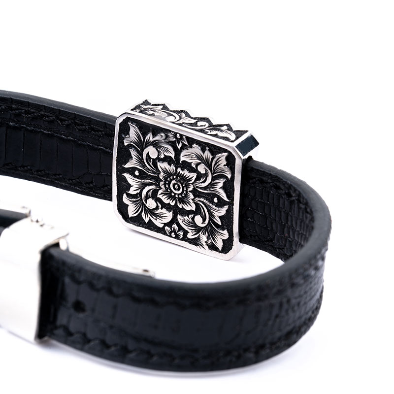 سوار عقيق ماهِد