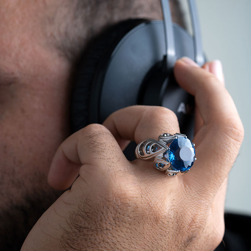 خاتم توباز لاوان